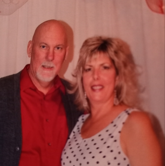 Meet your Posher, Rebecca - Picture 2 of 2